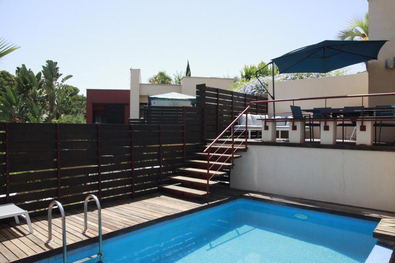 Private Pool Luxurious Villa With Mountain Views 埃斯特波纳 外观 照片